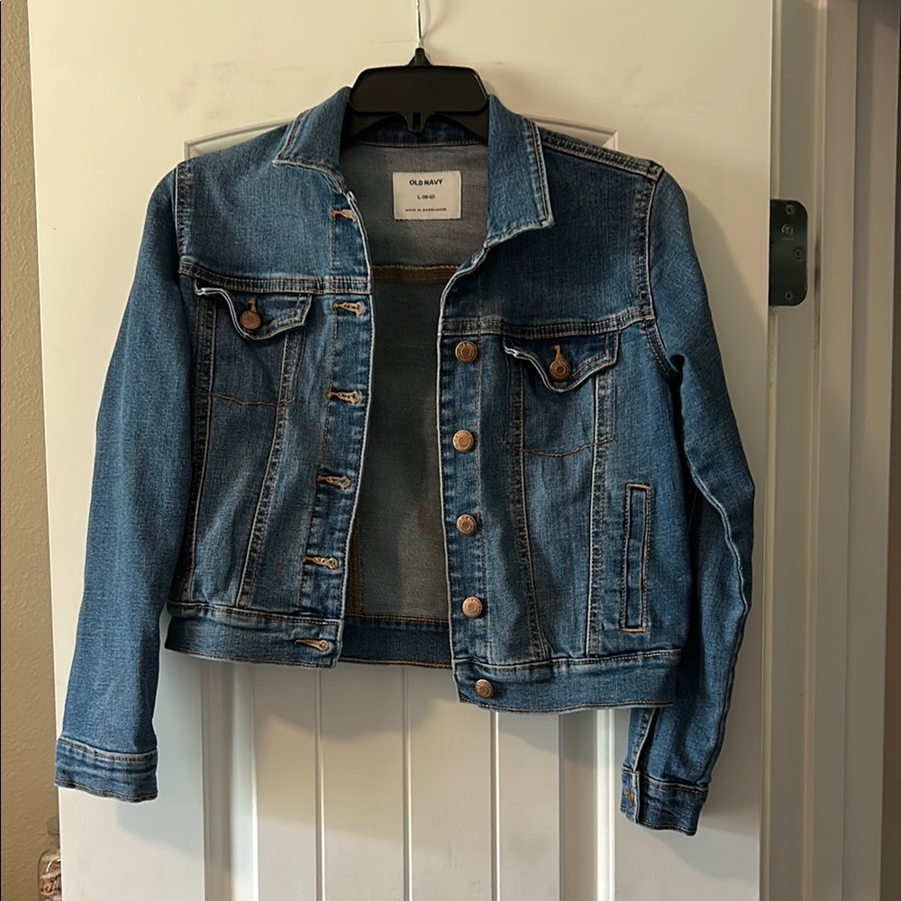 Old Navy girls jean jacket, size L 10-12